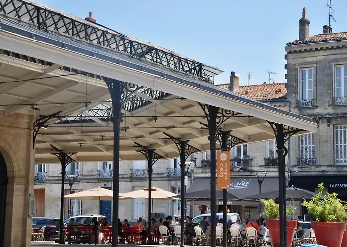 Romance Au Coeur De Bordeaux / Jardin Public